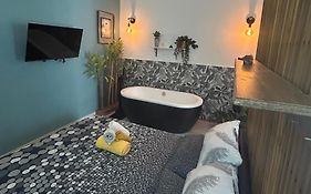 Blue Zen - Relaxing Loft A Porta Nuova
